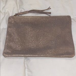 Monserat de Lucca clutch